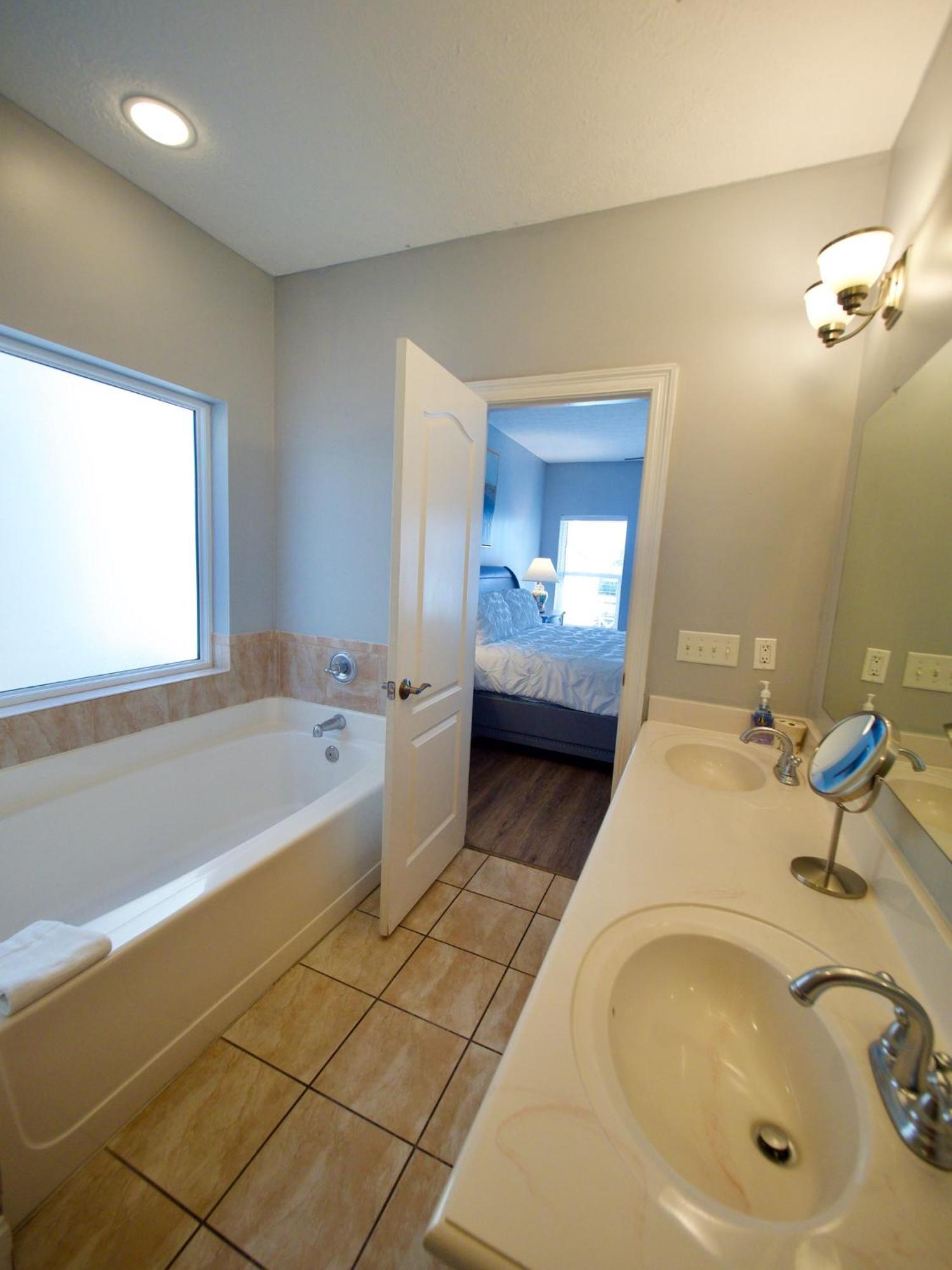 6 Br-seaside Cotton-heated Pool-game With Pool Table Holiday home *